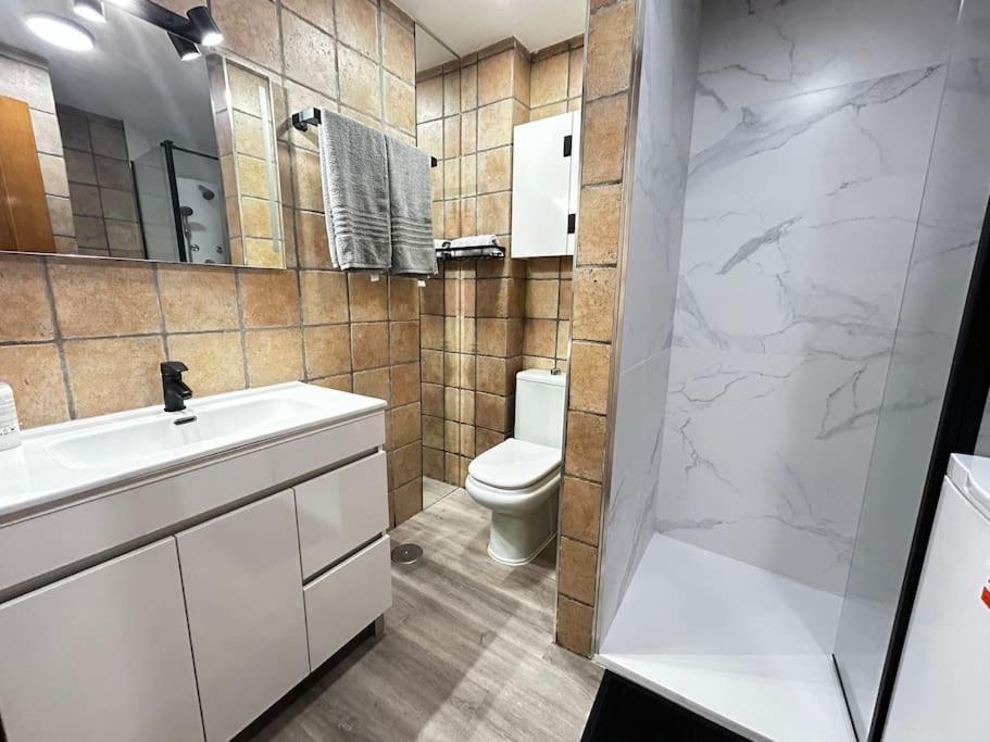Apartamento Amueblado En El Centro De Madrid Eksteriør billede